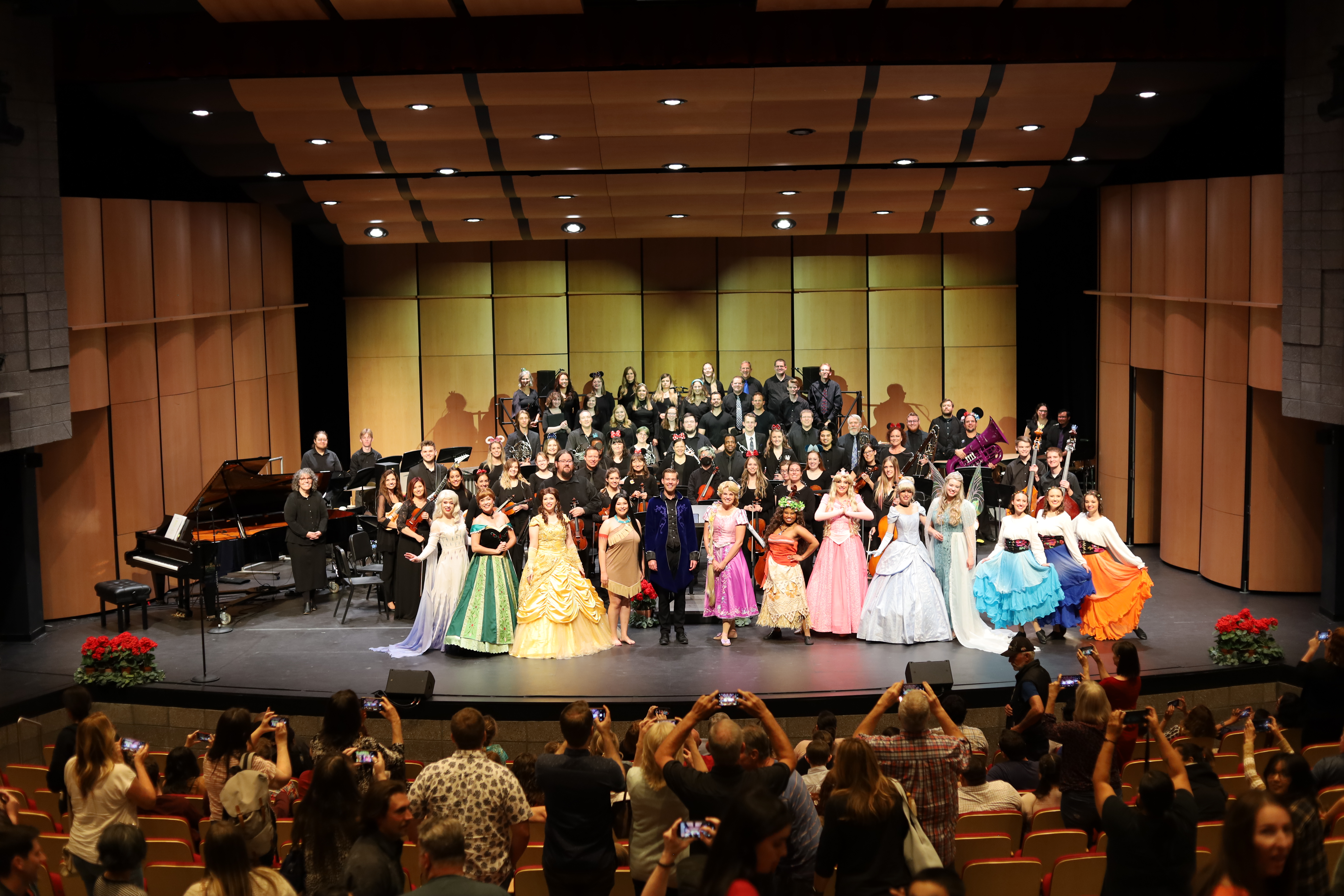 voices-of-the-valley-choir-and-orchestra